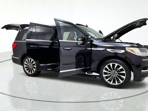 Used 2021 Lincoln Navigator Reserve AWD/4WD image 20