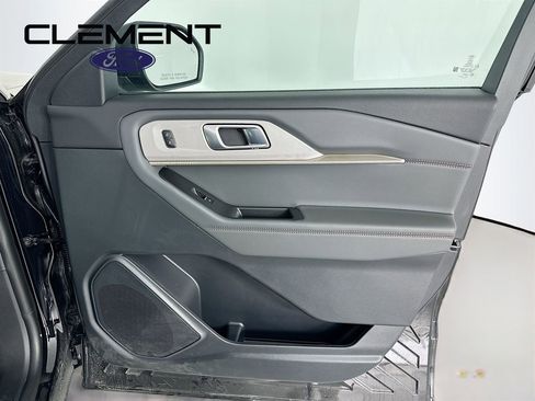 New 2026 Ford Explorer Active w/ Active Comfort Package AWD/4WD image 33