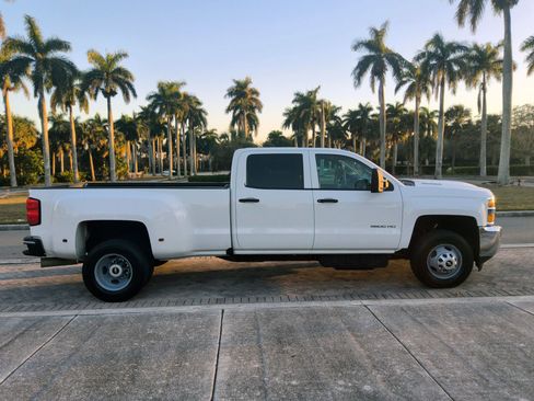Used 2017 Chevrolet Silverado 3500 W/T image 8