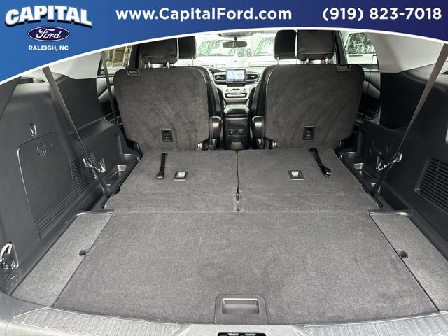 Used 2023 Ford Explorer XLT w/ Equipment Group 202A AWD/4WD image 16