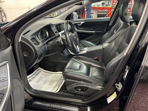 Used 2014 Volvo S60 T5 image 6