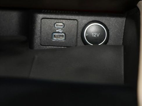 Used 2021 Ford Escape Titanium image 26