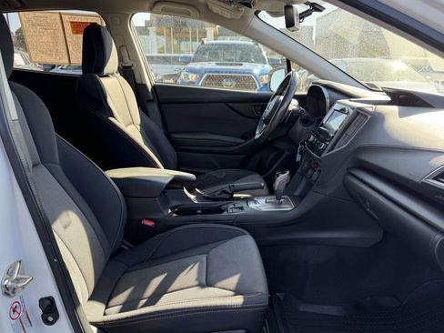 Used 2019 Subaru Crosstrek 2.0i Premium w/ Eyesight System image 12