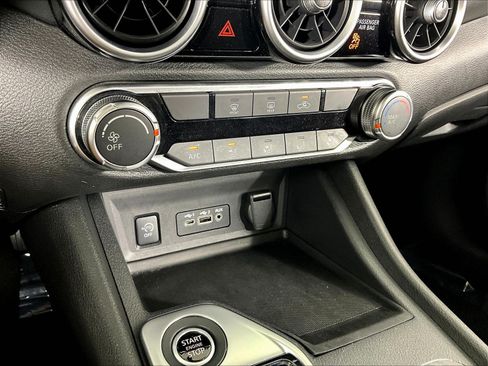 Certified 2024 Nissan Sentra SV FWD image 15
