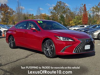 Certified 2023 Lexus ES 350 w/ Premium Package