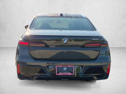 New 2026 BMW 740i RWD image 7