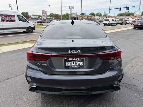 Used 2023 Kia Forte LXS FWD image 4