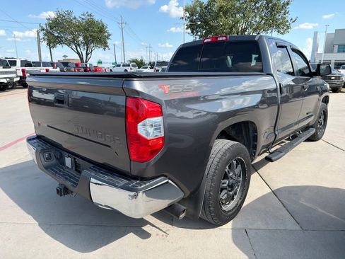 Used 2016 Toyota Tundra SR5 w/ SR5 Upgrade Package RWD image 2