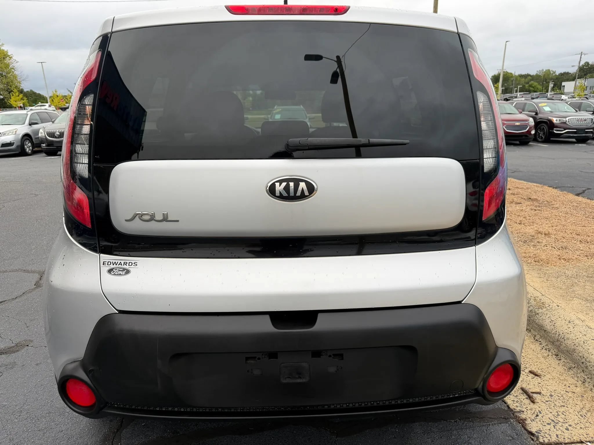 Used 2014 Kia Soul + FWD image 6