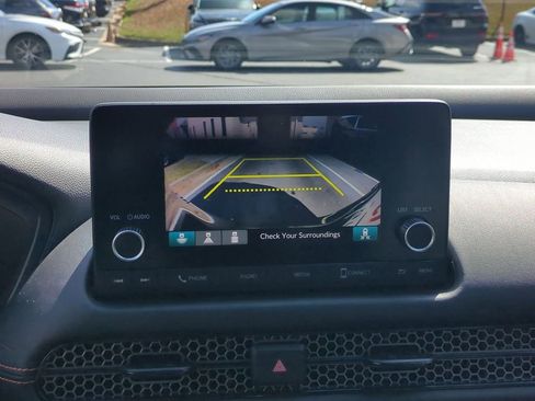 Used 2025 Honda HR-V Sport image 17