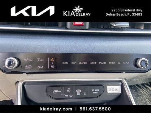New 2026 Kia Carnival EX image 23