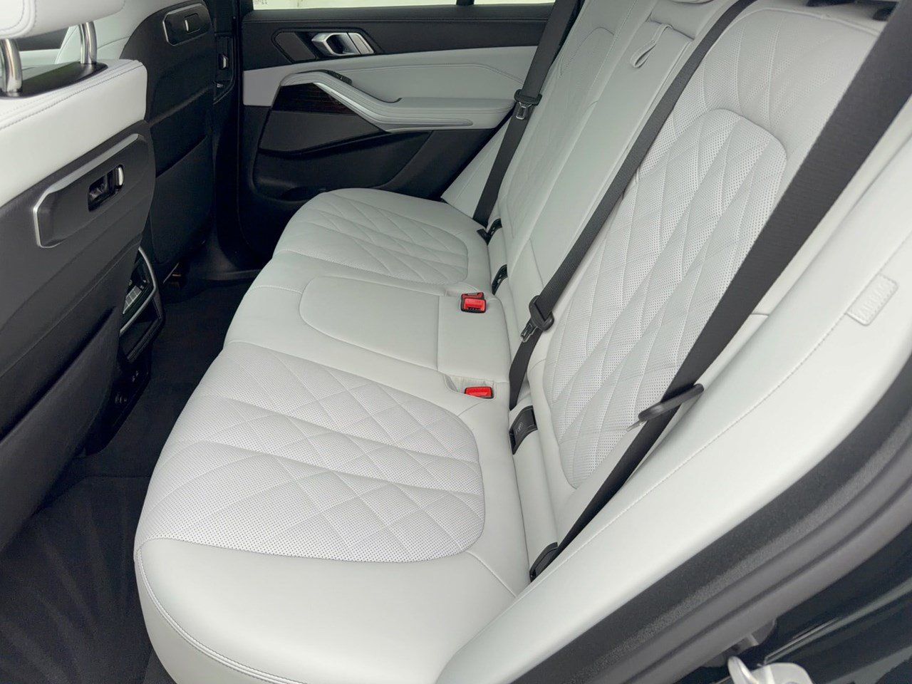 Used 2026 BMW X5 sDrive40i RWD image 25