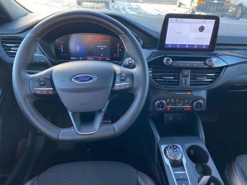 Used 2023 Ford Escape ST-Line image 7