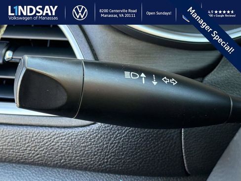 Used 2015 Chrysler 200 Limited image 19