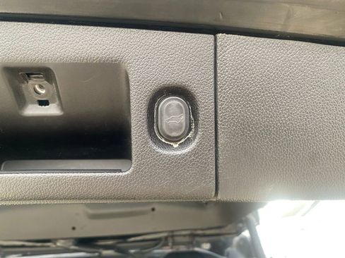 Used 2016 Chevrolet Tahoe LT image 8