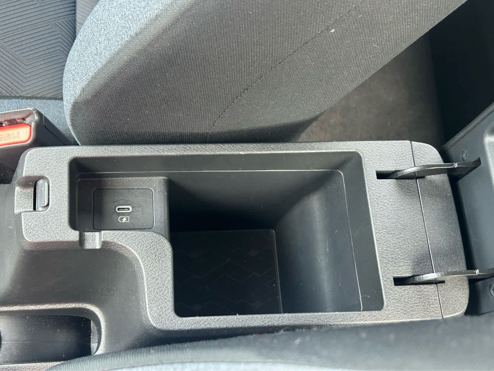Used 2024 Nissan Versa SV FWD image 35