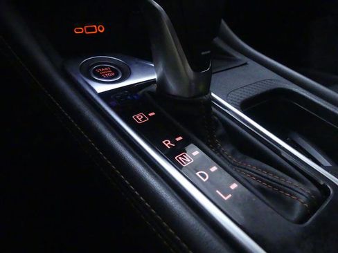 Used 2020 Nissan Sentra SR w/ Premium Package image 13