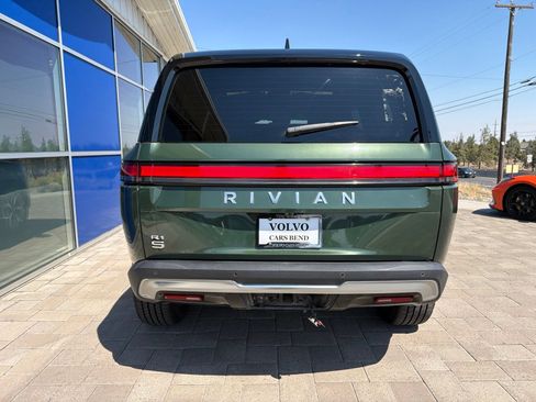 Used 2024 Rivian R1S Adventure Dual AWD/4WD image 7