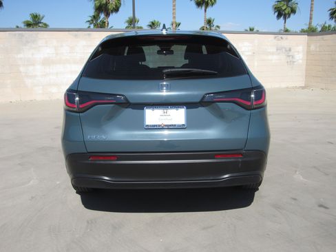 Certified 2024 Honda HR-V LX image 7