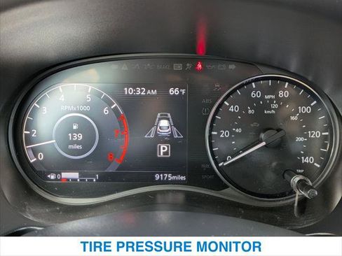 Used 2021 Nissan Kicks SV image 16