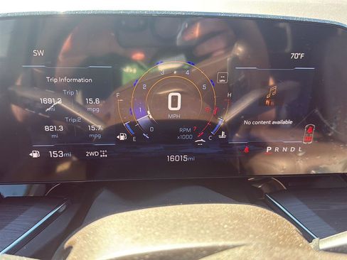 Used 2025 Chevrolet Tahoe LS image 4