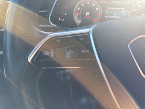 Used 2022 Audi A6 Premium Plus image 28