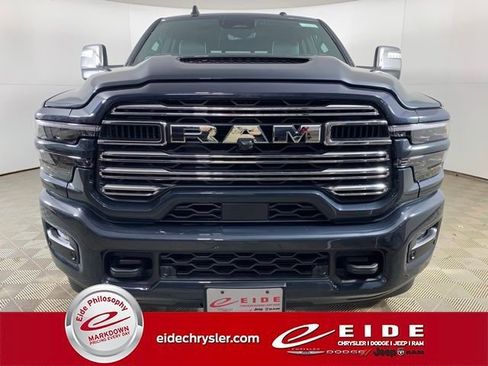 New 2026 RAM 2500 Laramie AWD/4WD image 6