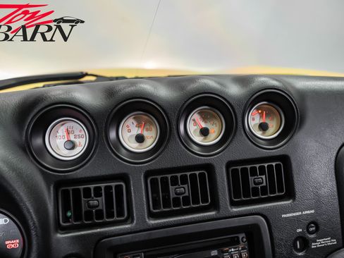Used 2001 Dodge Viper GTS RWD image 34
