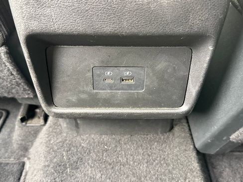 Used 2023 Nissan Rogue SV AWD/4WD image 17