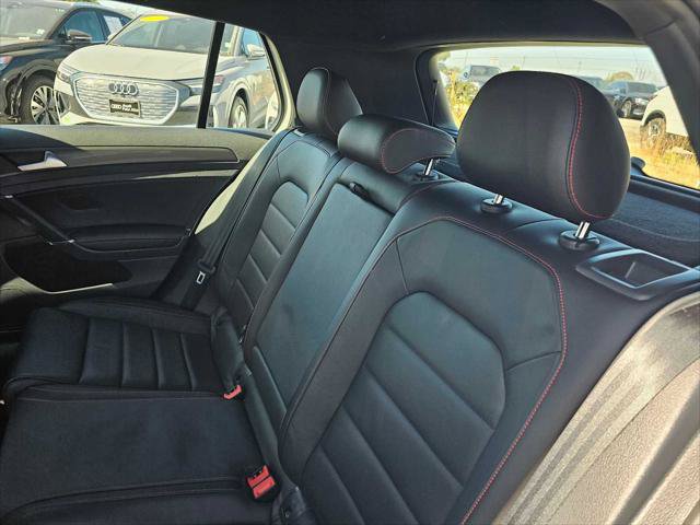 Used 2018 Volkswagen GTI Autobahn FWD image 17