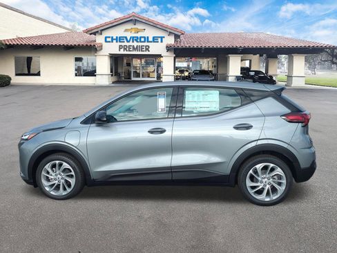 New 2027 Chevrolet Bolt LT w/ Comfort Package FWD image 5