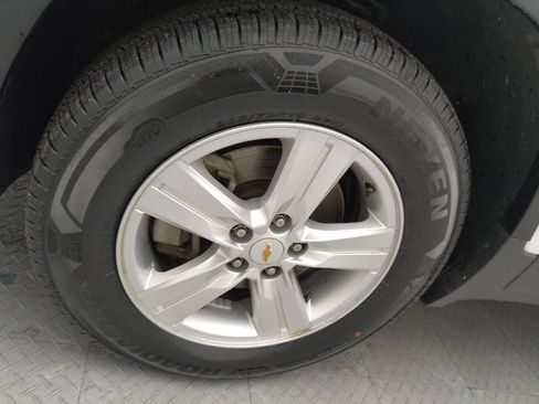 Used 2020 Chevrolet Trax LS AWD/4WD image 31
