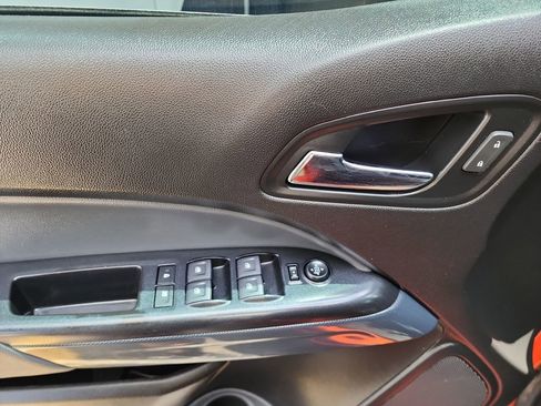 Used 2020 Chevrolet Colorado Z71 RWD image 14