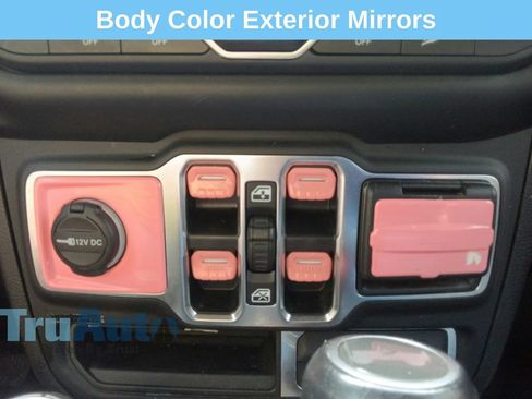 Used 2020 Jeep Wrangler Unlimited Sahara AWD/4WD image 33
