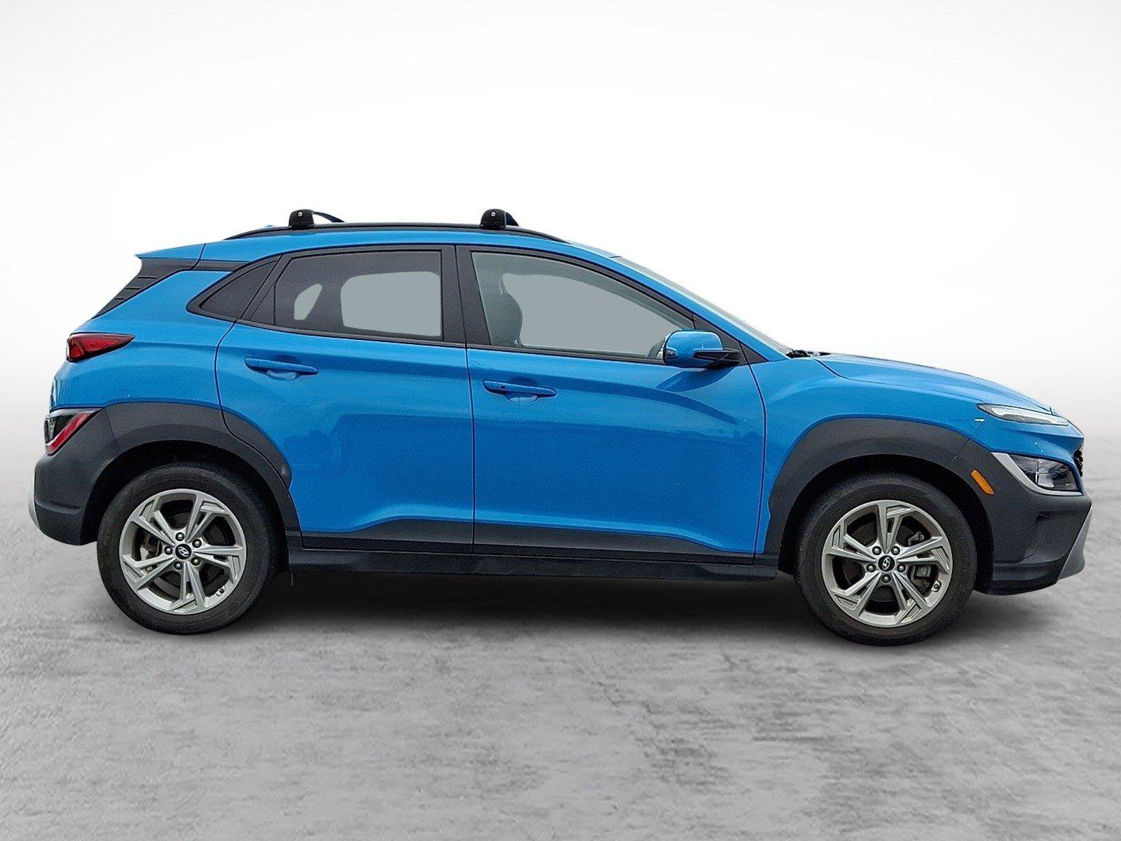 Used 2023 Hyundai Kona SEL AWD/4WD image 7