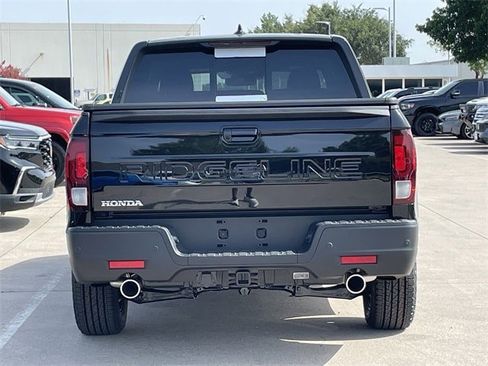 New 2025 Honda Ridgeline Black Edition image 5