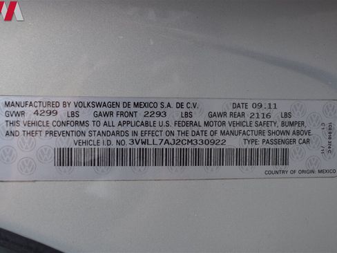 Used 2012 Volkswagen Jetta TDI w/ TDI Appearance Pkg FWD image 24