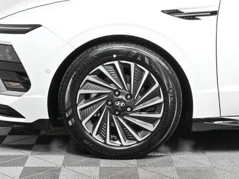 New 2025 Hyundai Sonata Limited FWD image 37