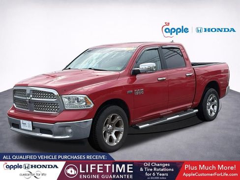 Used 2014 RAM 1500 Laramie RWD image 3