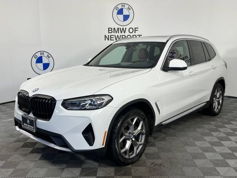 Used 2024 BMW X3 xDrive30i w/ Premium Package w/ZPA AWD/4WD image 3