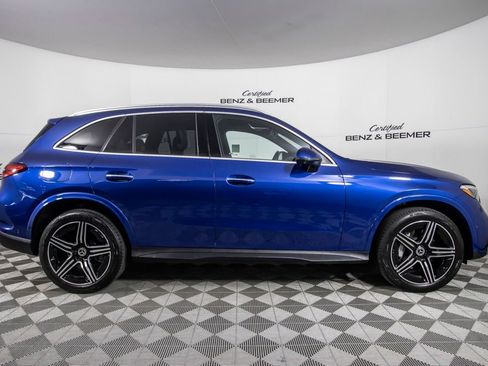 Used 2023 Mercedes-Benz GLC 300 image 4