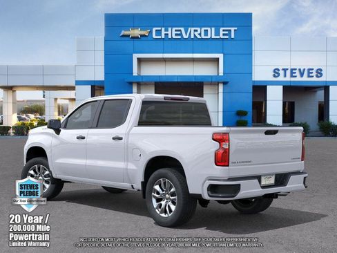 New 2026 Chevrolet Silverado 1500 Custom RWD image 3