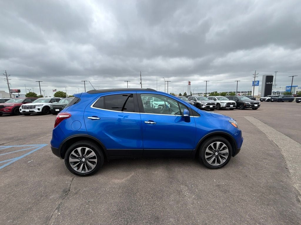 Used 2018 Buick Encore Essence AWD/4WD image 4