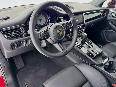 New 2026 Porsche Macan S image 4