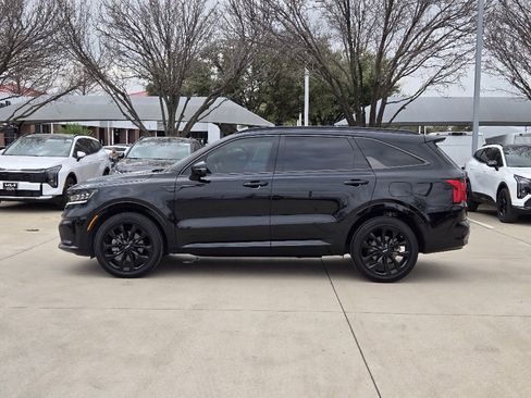 Certified 2023 Kia Sorento SX image 12