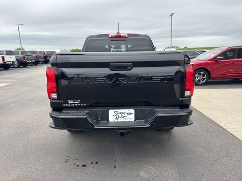 Used 2026 Chevrolet Colorado Z71 w/ Z71 Convenience Package 2 AWD/4WD image 4