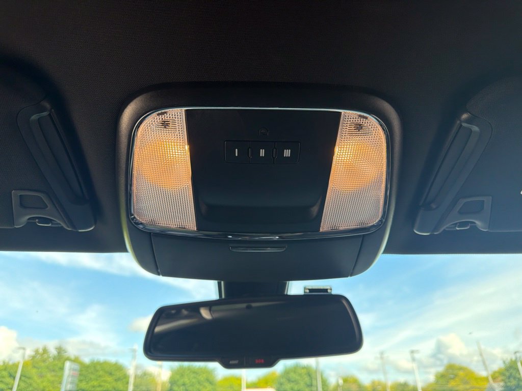 Used 2018 Dodge Charger R/T Scat Pack RWD image 32