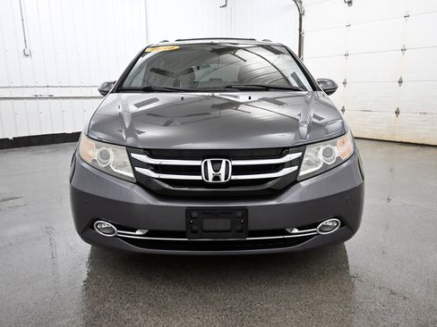 Used 2016 Honda Odyssey Touring Elite image 17