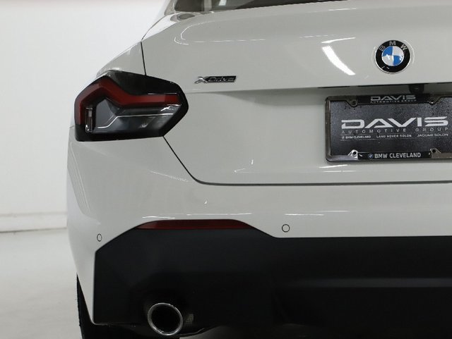 Used 2025 BMW 230i xDrive Coupe w/ Convenience Package AWD/4WD image 43