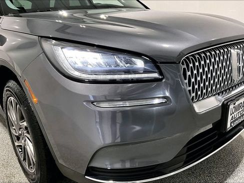 Used 2022 Lincoln Corsair AWD w/ Elements Package image 39